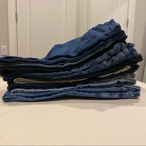 SOLD - BUNDLE OF 10 - WOMEN PREMIUM DESIGNER JEANS - Picture 2 of 2